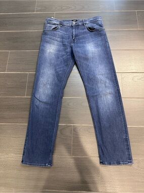 Boss Men's Straight Fit Jeans Premium Italian Candiani Denim in Dark Blue Wash